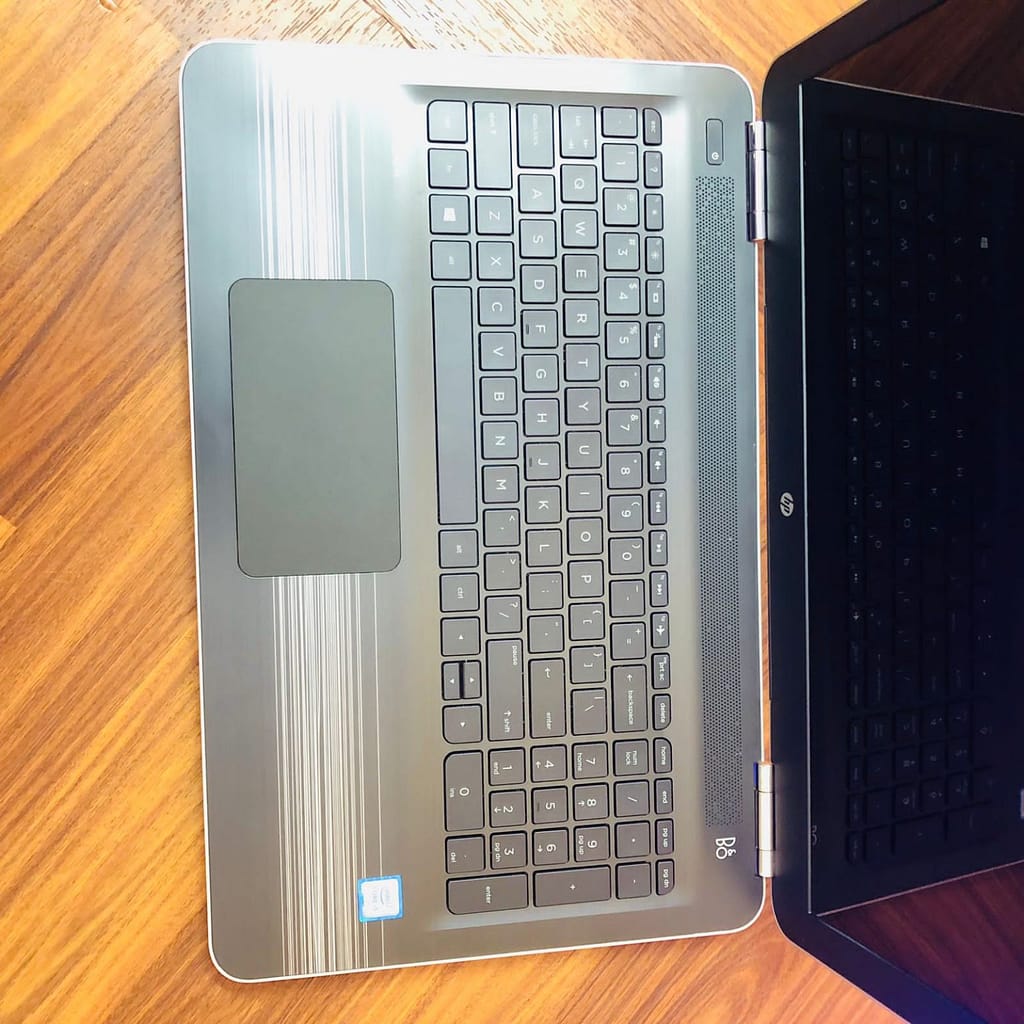 HP Pavilion Notebook | Core i5 7th Generation | 8gb Ram | 256gb SSD | Touch screen Backlit | keyboard